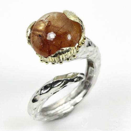 טבעת בשיבוץ אבן רוטילייד קוורץ עבודת יד כסף 925 וציפוי זהב