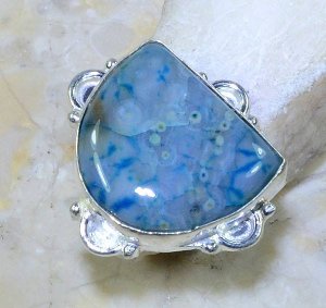 טבעת בשיבוץ 925 ג'ספר אוושין כחול מידה: 8