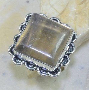 טבעת כסף 925 משובצת אבן פלואורייט עיצוב מרובע מידה: 10.75