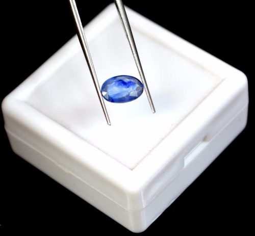 ספיר Sapphire כחול מלוטש לשיבוץ - תעודה 1.25 קרט מידה: 2*5*8 מ"מ