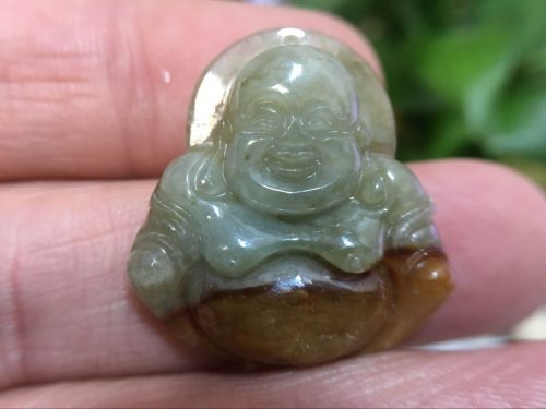 תליון מאבן ג'ייד Jade חום ירוק + תעודה בודהה מפוסל עבודת יד
