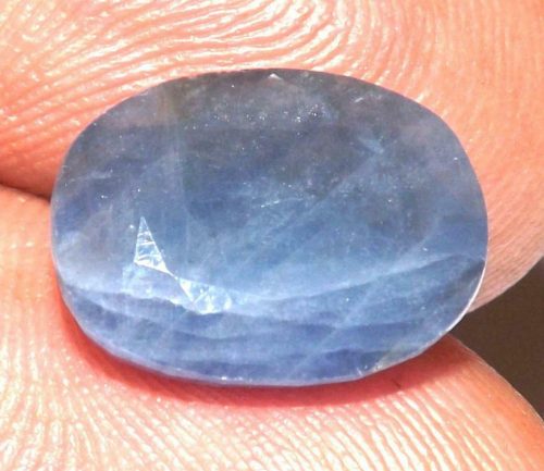 ספיר Sapphire כחול מלוטש לשיבוץ ( אפריקה)משקל: 7.98 קרט מידה: 5*9*12 מ"מ
